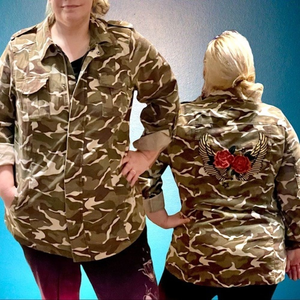 Torrid Camo Embroidered Twill Anorak Jacket Size 2 2XL 18/20 - Picture 4 of 15